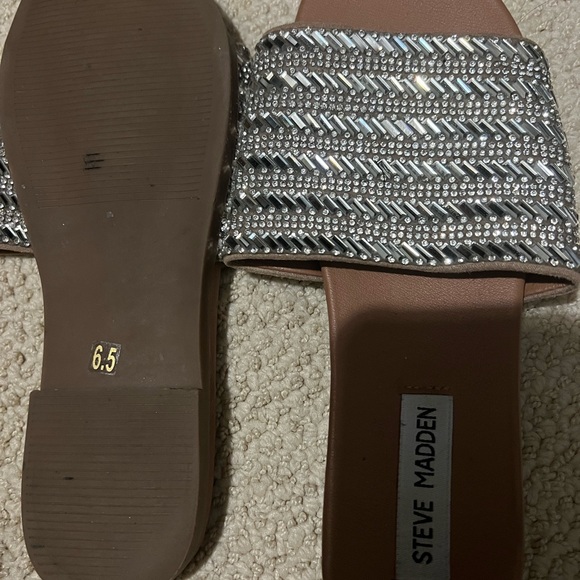Steve Madden Silver Sparkly Slides Size 6.5 - Picture 3 of 3